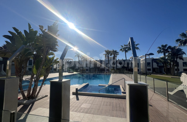 Apartamento - Segunda mano - La Zenia - La Zenia