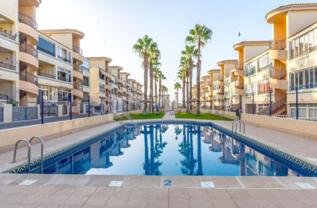 Apartamento - Segunda mano - Orihuela Costa - DB-53841