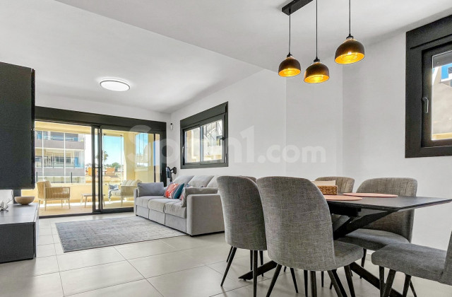 Apartamento - Segunda mano - Orihuela Costa - Los Dolses