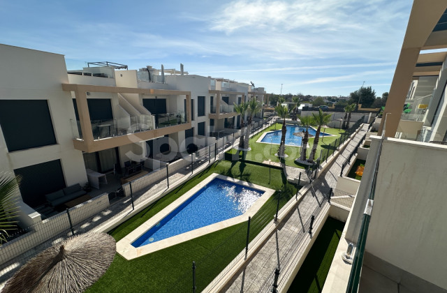 Apartamento - Segunda mano - Orihuela Costa - Villamartin