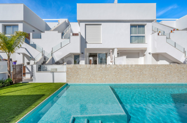 Apartamento - Segunda mano - Pilar de la Horadada - Pilar de la Horadada