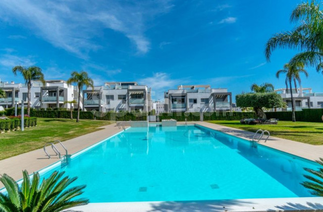 Apartamento - Segunda mano - Torrevieja - Punta Prima