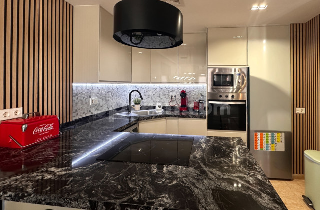 Apartment - Resale - Torrevieja - Torrevieja