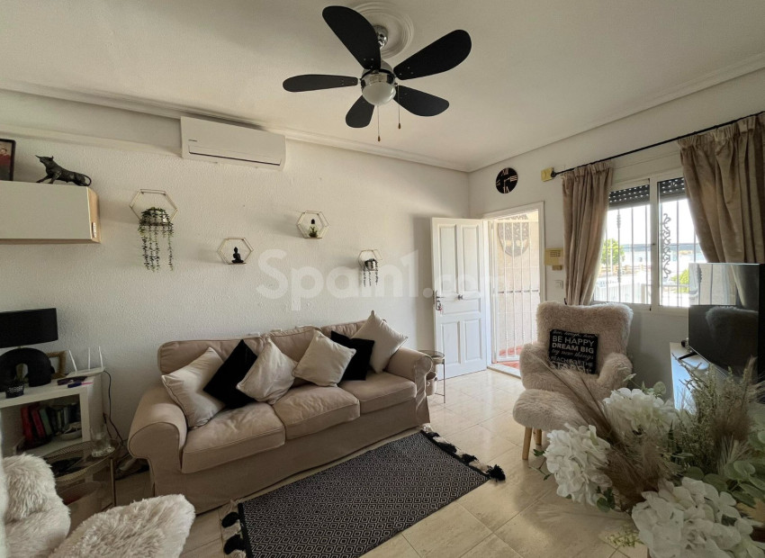 Bruktbolig - Leilighet - Første etasje -
TORREVIEJA - Los altos