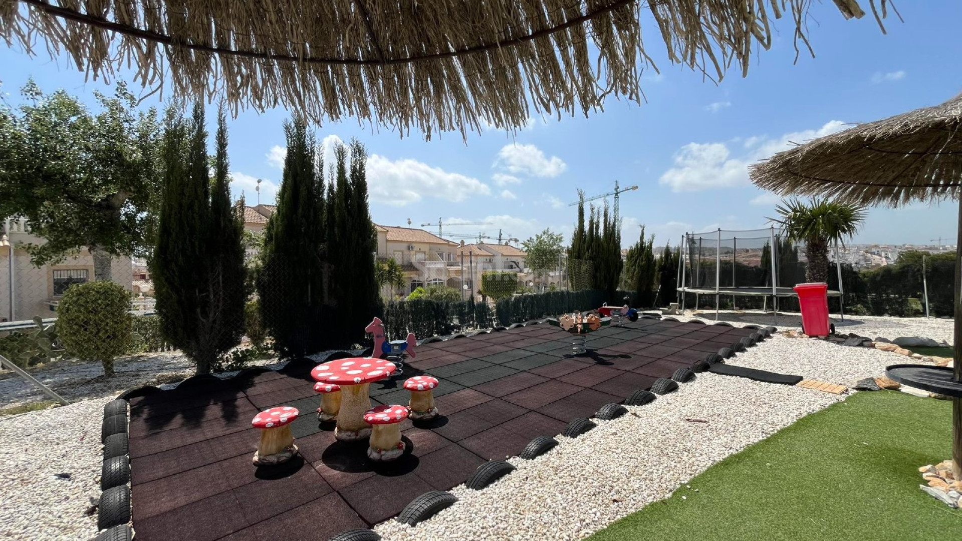 Bruktbolig - Leilighet - Første etasje -
TORREVIEJA - Los altos