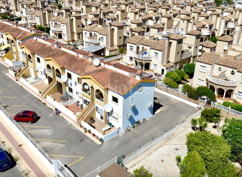 Bruktbolig - Leilighet -
Playa Flamenca