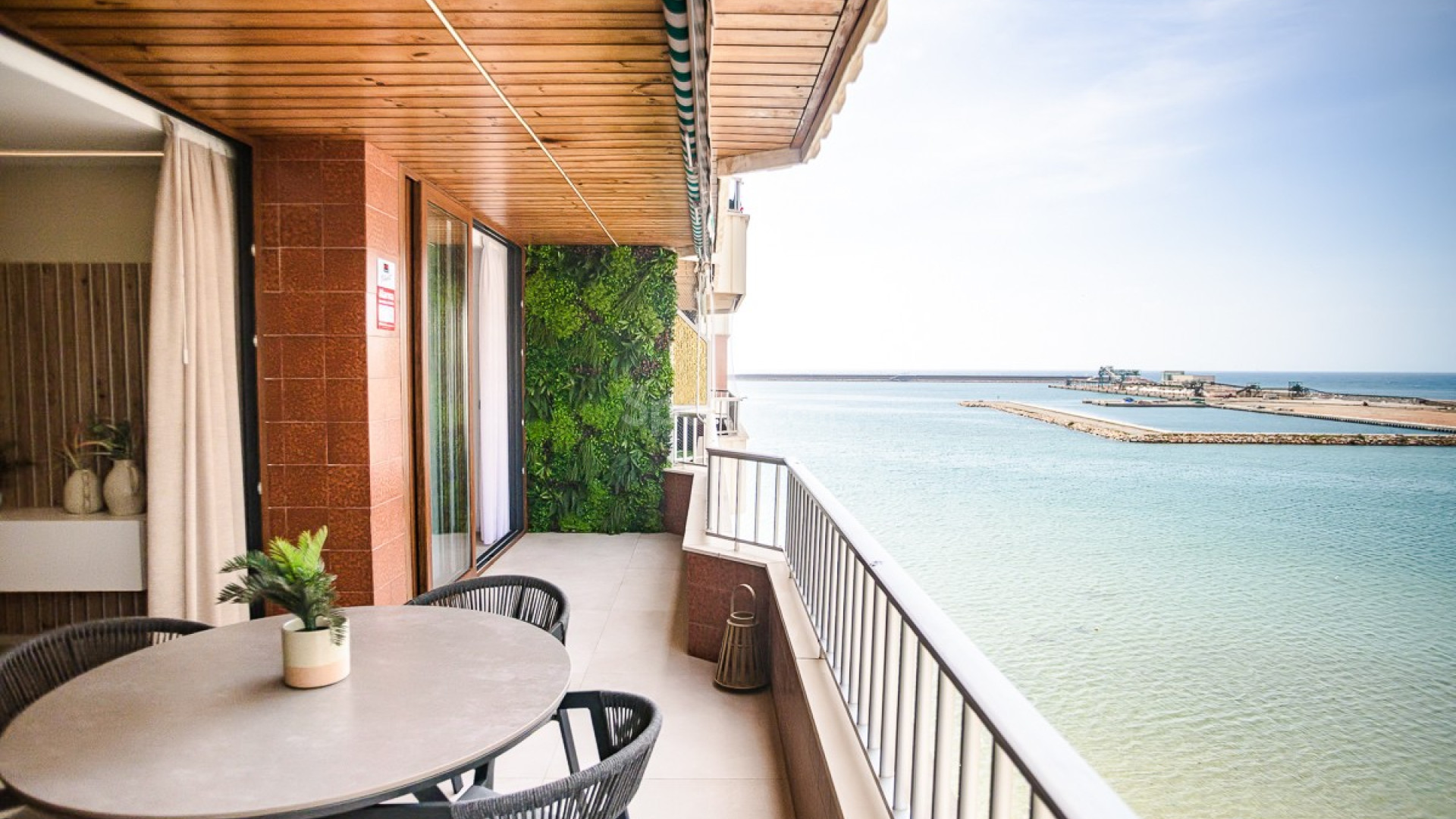 Bruktbolig - Leilighet -
TORREVIEJA - Acequion