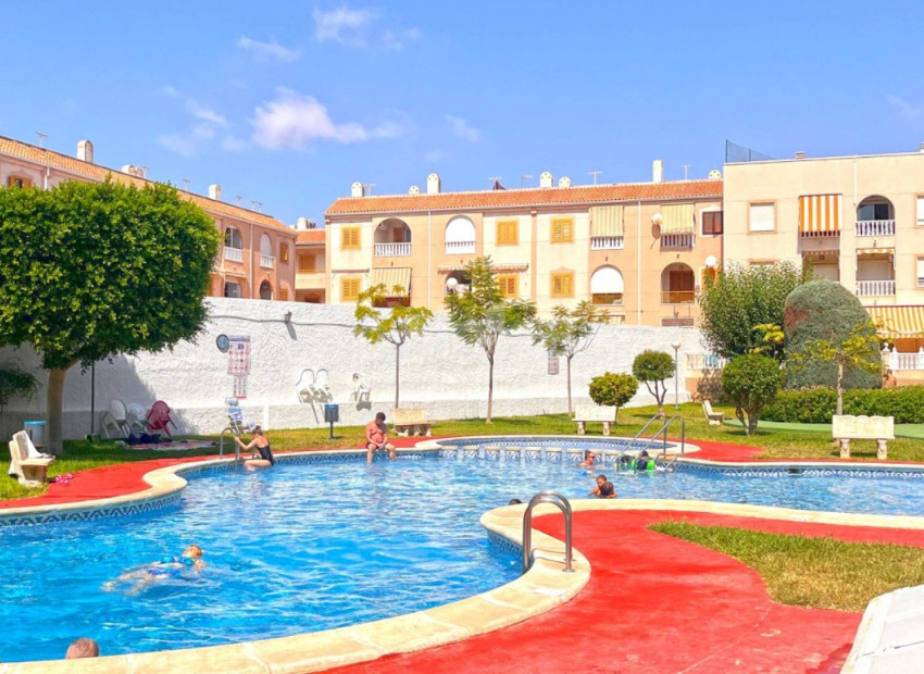Bruktbolig - Leilighet -
Torrevieja - El Acequión - Los Náufragos