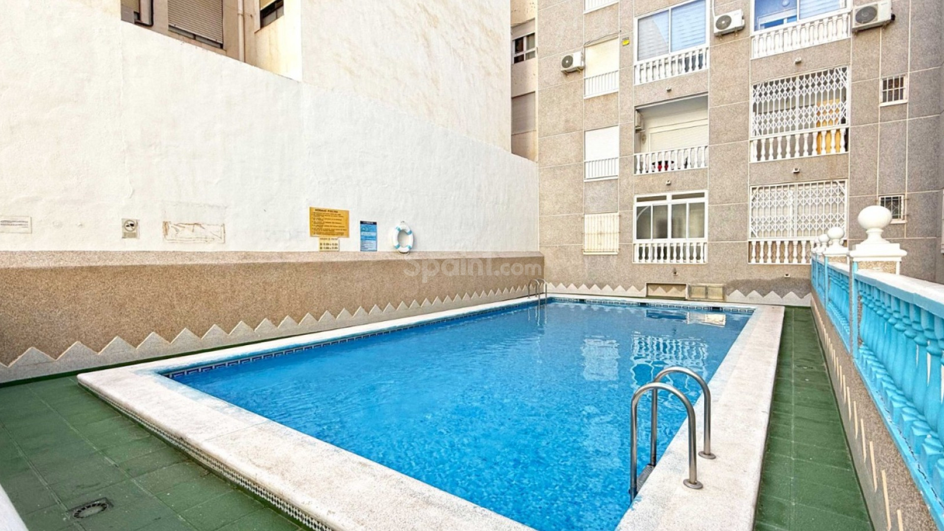 Bruktbolig - Leilighet -
Torrevieja - El Acequión - Los Náufragos