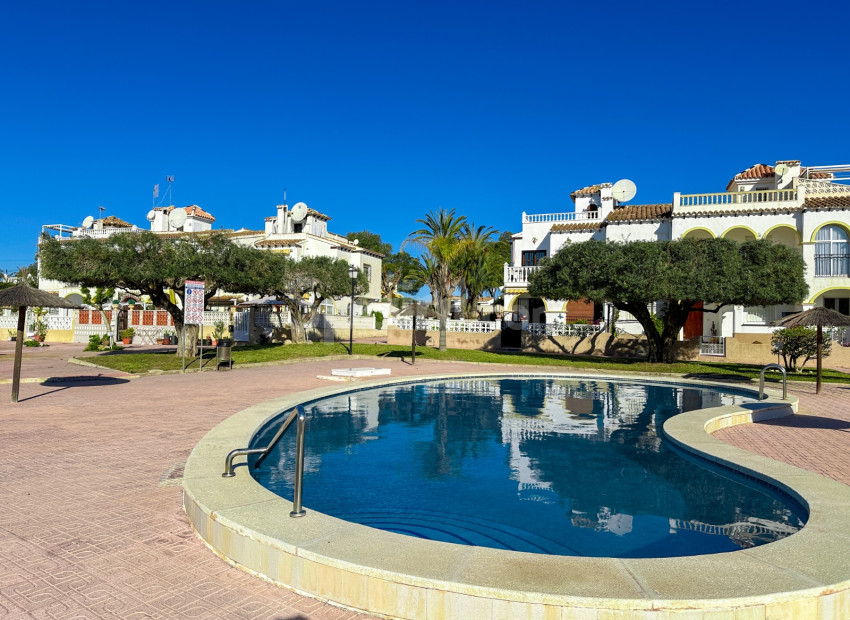 Bruktbolig - Leilighet -
Villamartín - Villamartin