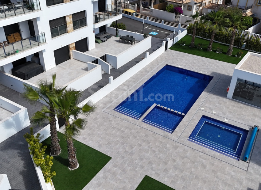 Bruktbolig - Penthouse -
La Zenia