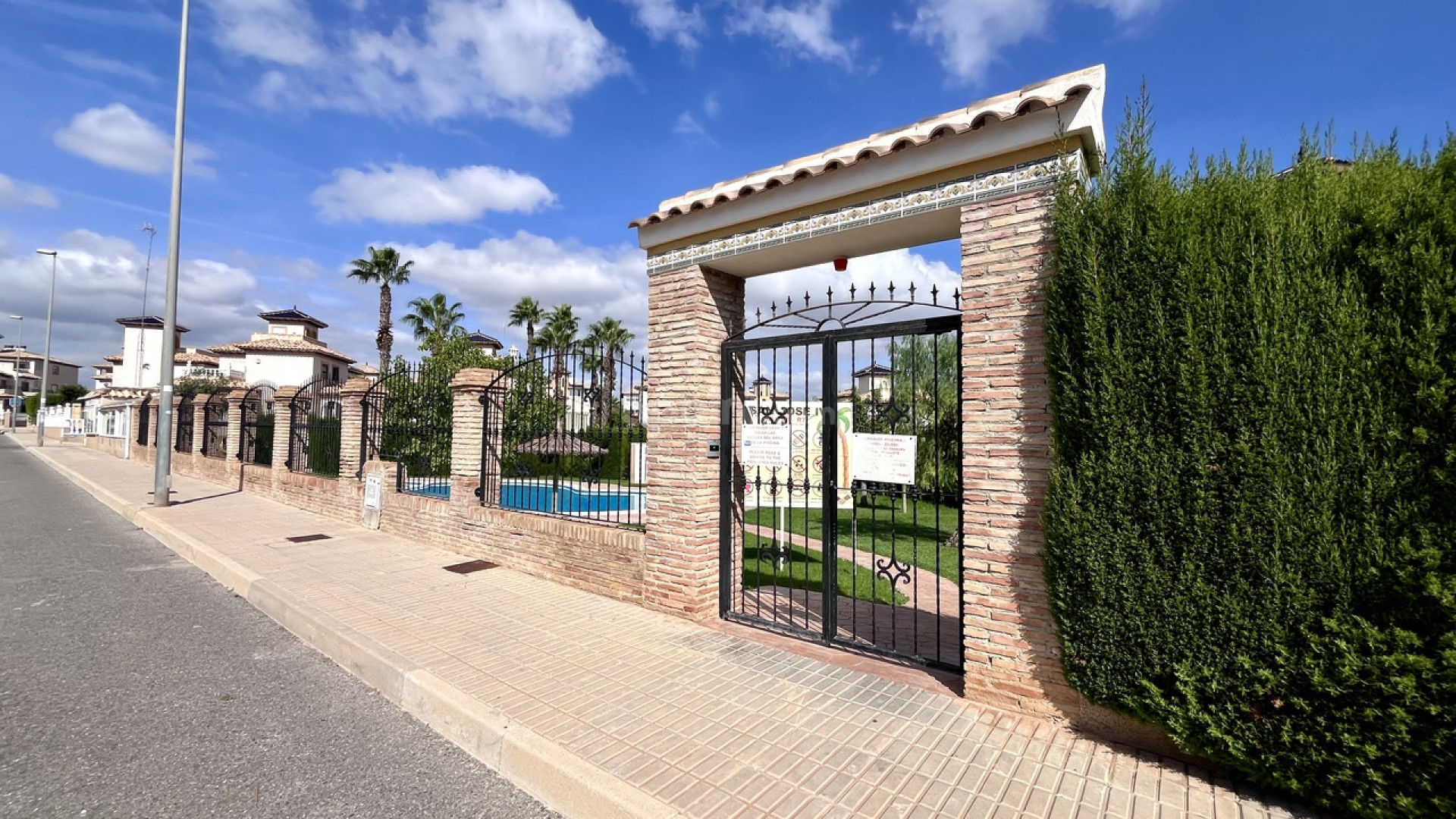 Bruktbolig - Rekkehus -
La Zenia