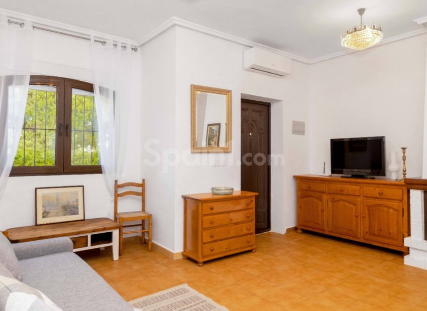 Bruktbolig - Rekkehus -
Orihuela Costa - La Zenia