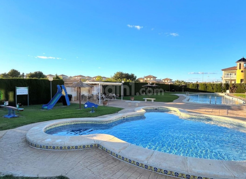 Bruktbolig - Rekkehus -
Orihuela Costa - Villamartin