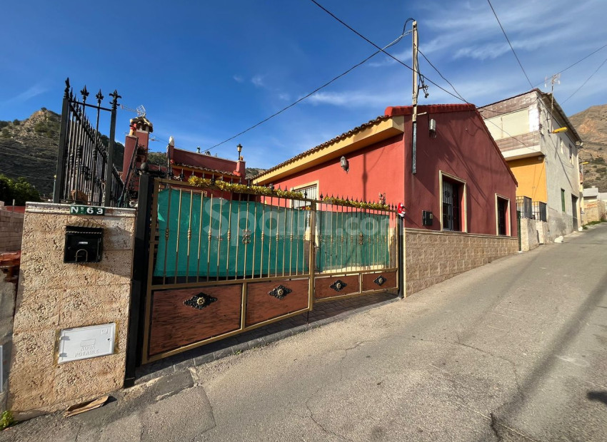Bruktbolig - Rekkehus -
Orihuela