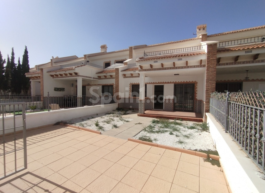 Bruktbolig - Rekkehus -
San Miguel de Salinas