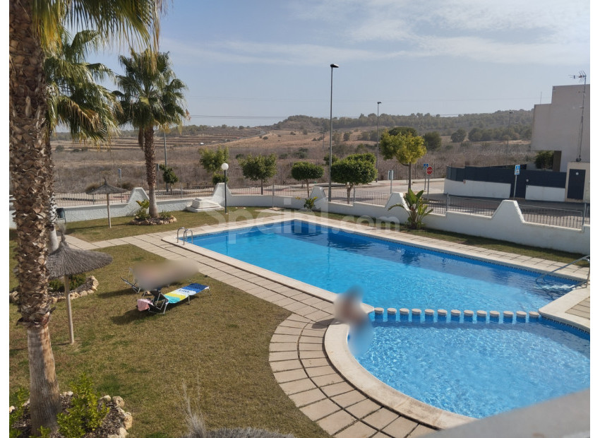 Bruktbolig - Rekkehus -
San Miguel de Salinas