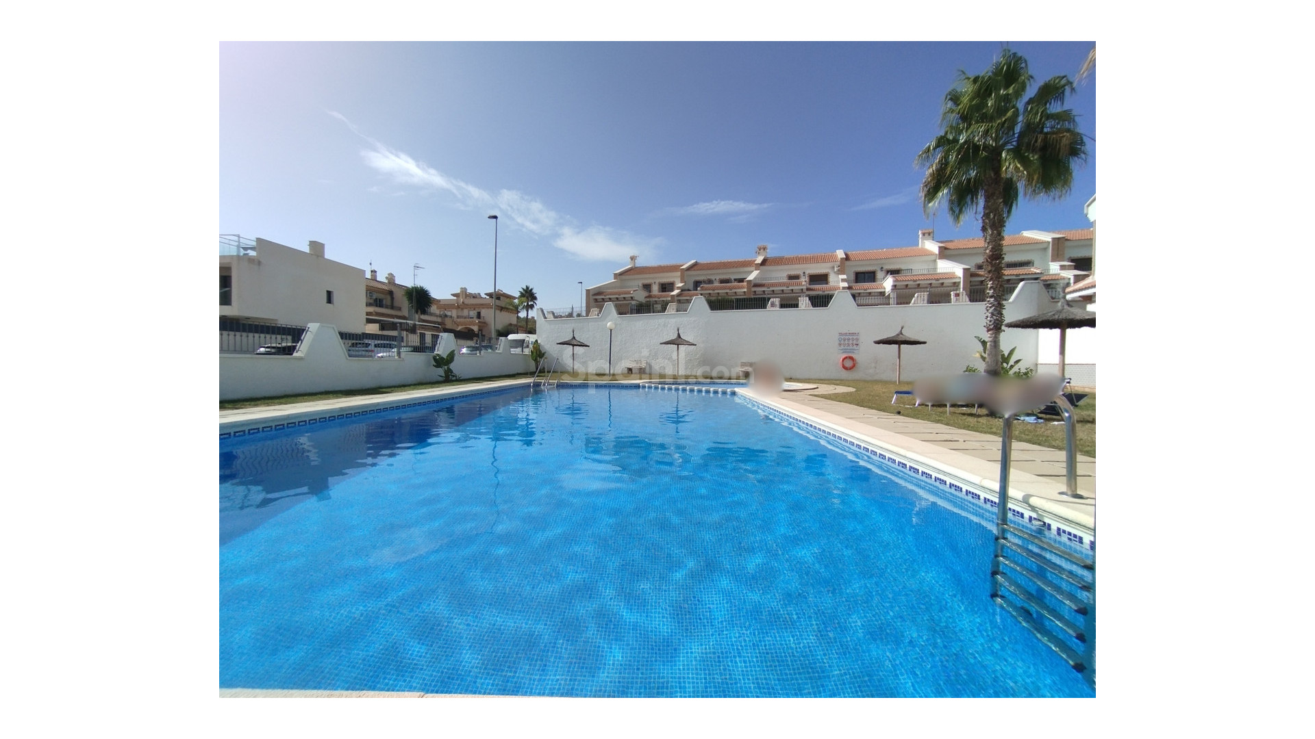 Bruktbolig - Rekkehus -
San Miguel de Salinas