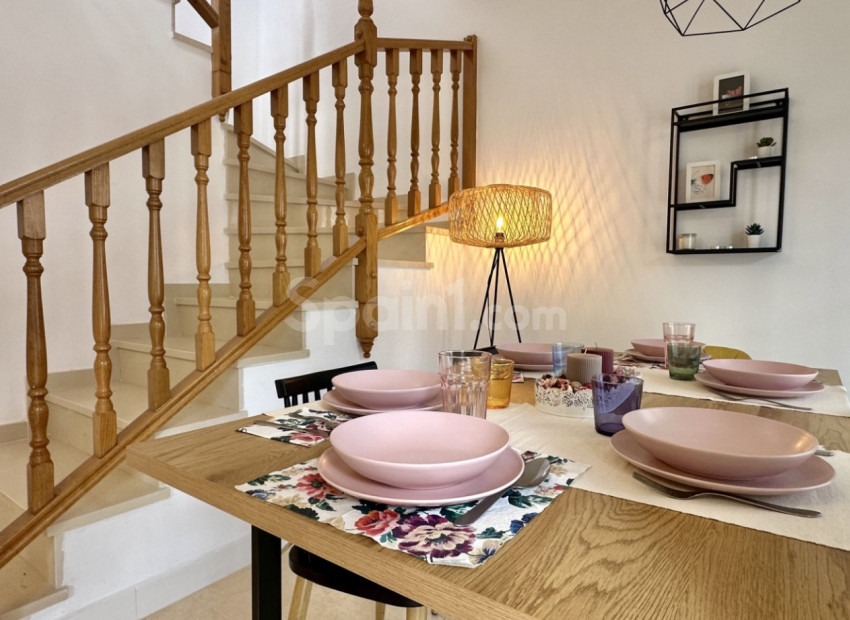 Bruktbolig - Rekkehus -
San Miguel de Salinas