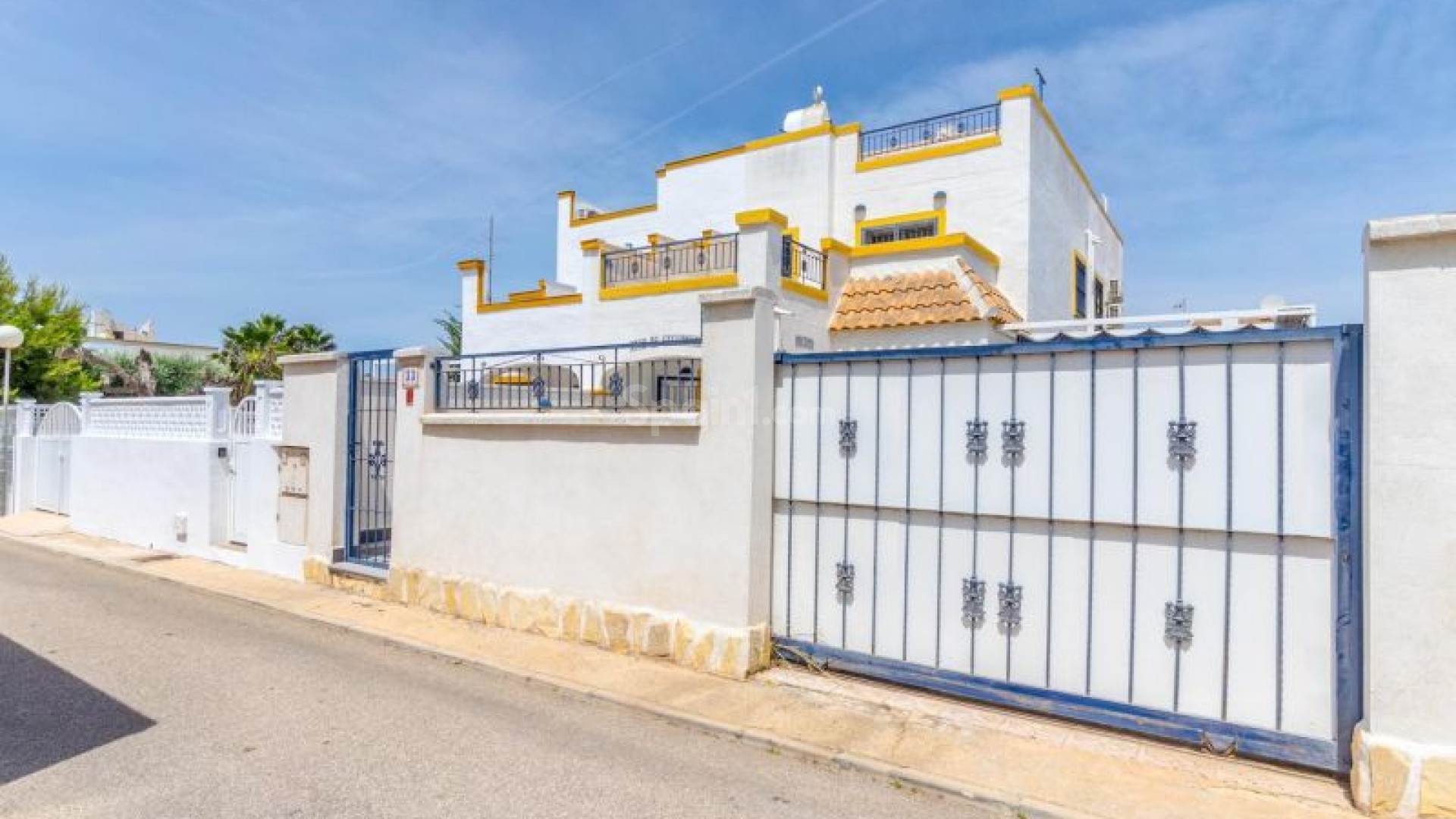Bruktbolig - Rekkehus -
Torrevieja - Doña Inés/Jardín del Mar