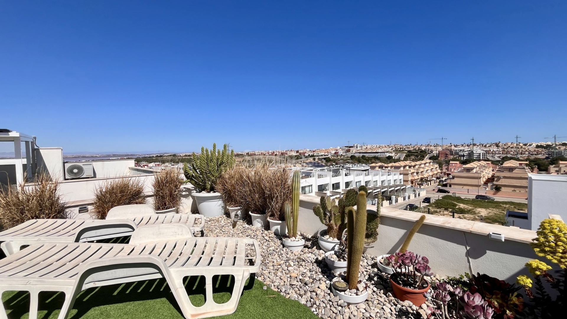 Bruktbolig - Rekkehus -
Villamartín - Villamartin