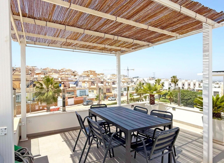 Bruktbolig - Tomannsvilla -
Orihuela Costa - Villamartín