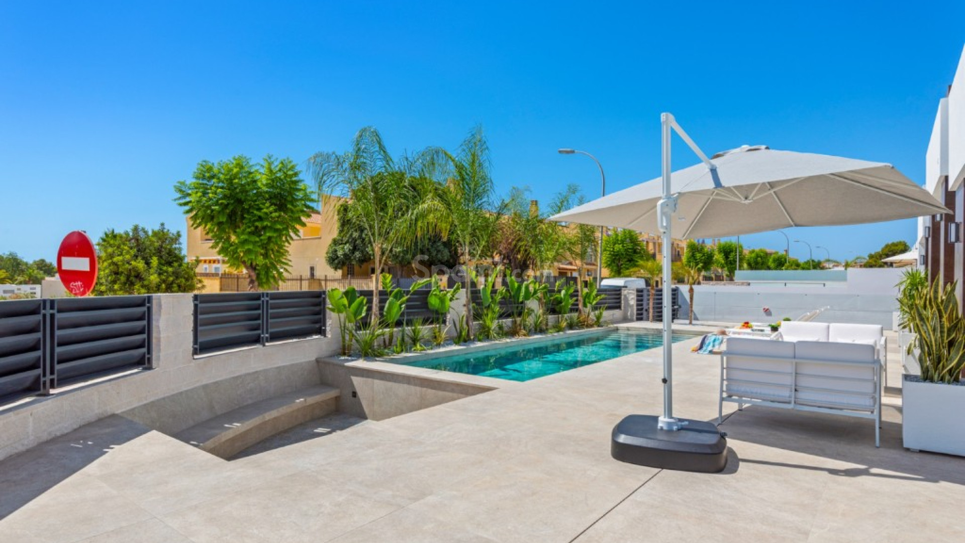 Bruktbolig - Villa -
Alicante - El Campello