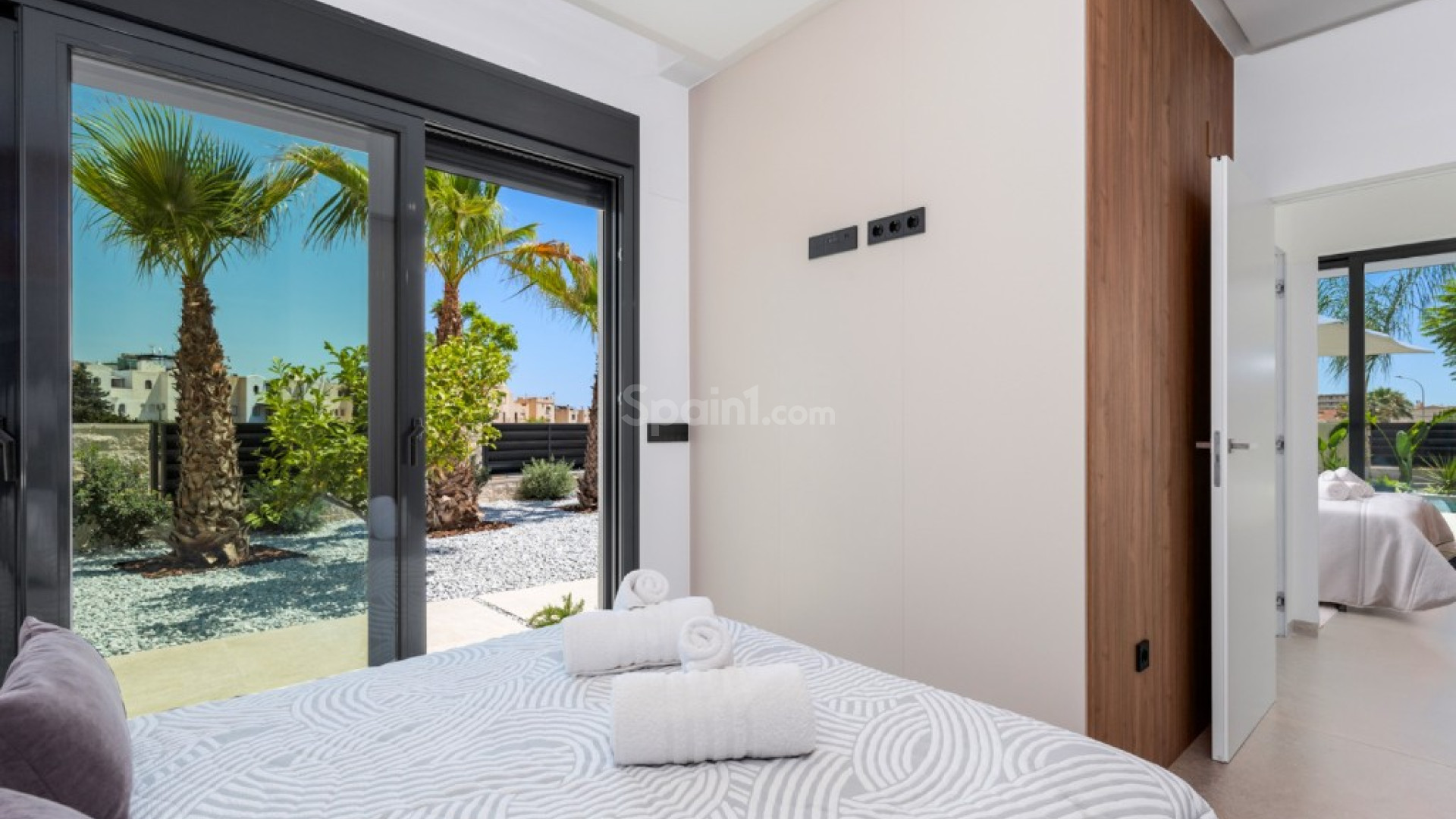 Bruktbolig - Villa -
Alicante - El Campello