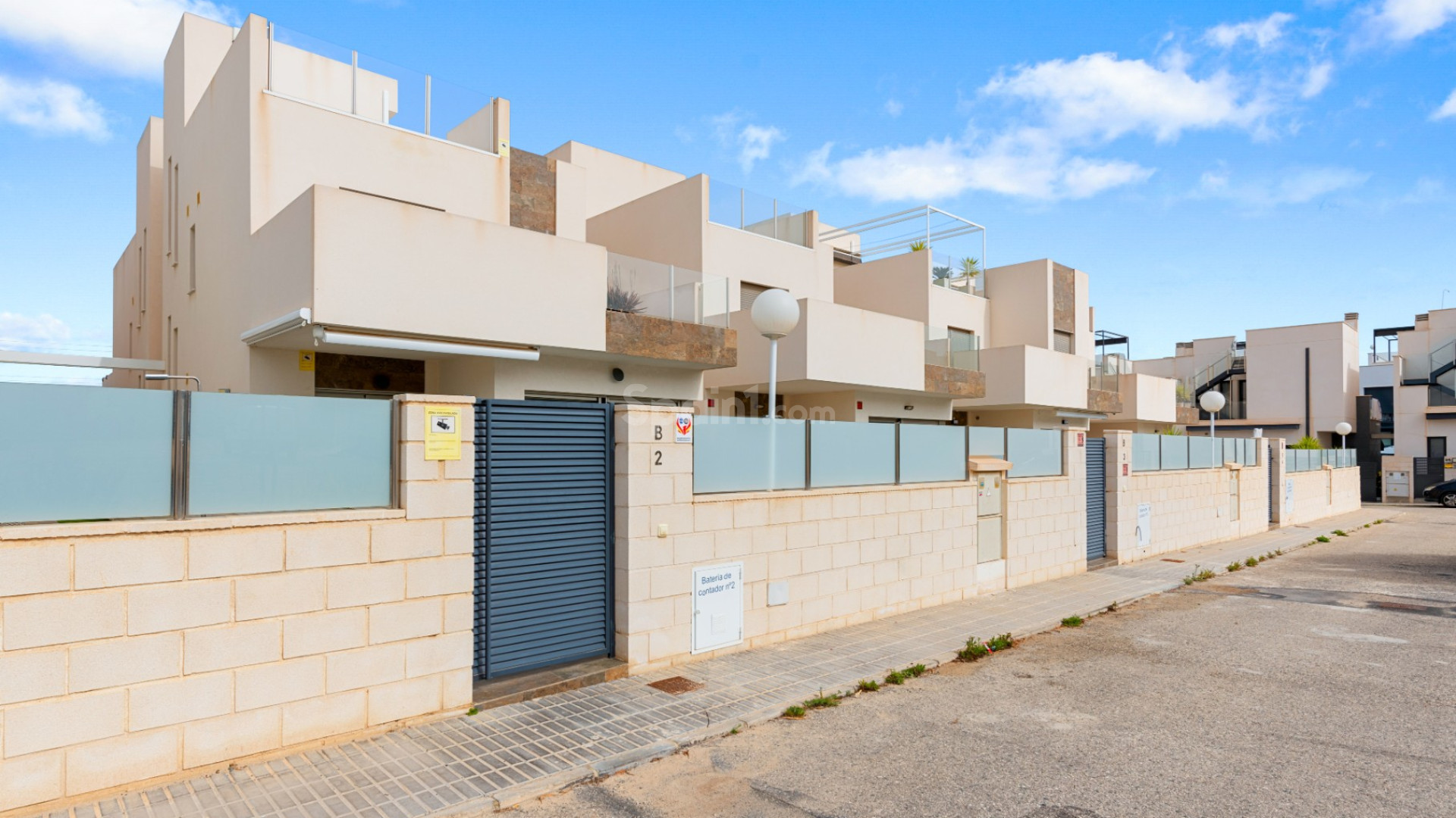 Bruktbolig - Villa -
Alicante - Villamartin