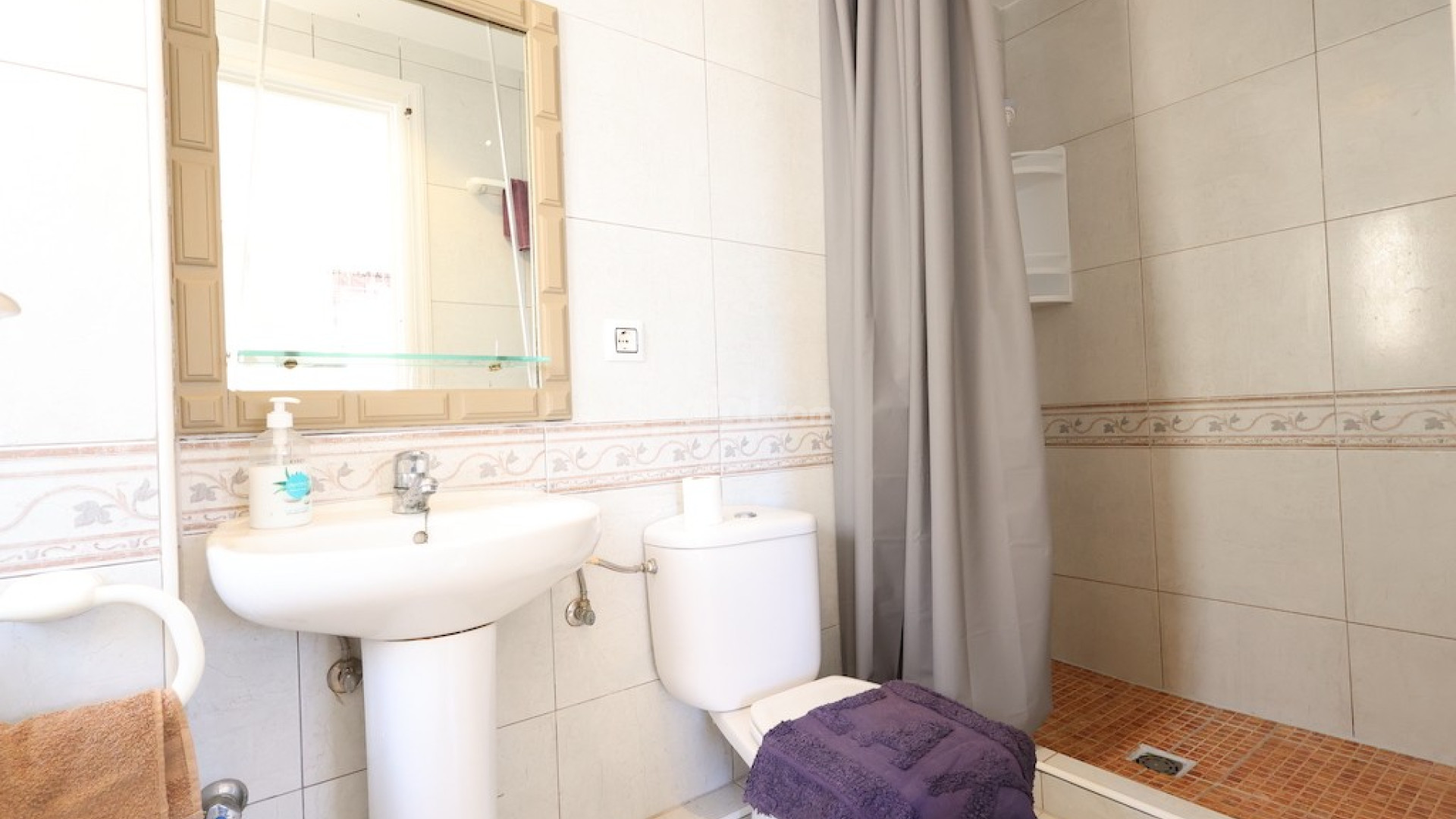 Bruktbolig - Villa -
Cabo Roig - Lomas de Cabo Roig