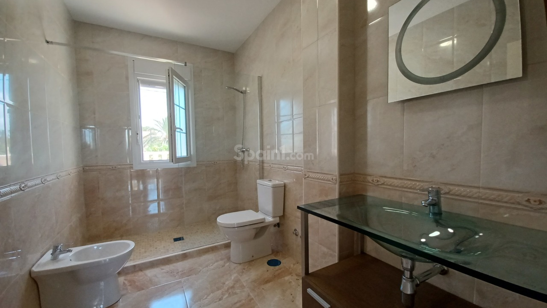 Bruktbolig - Villa -
Cabo Roig