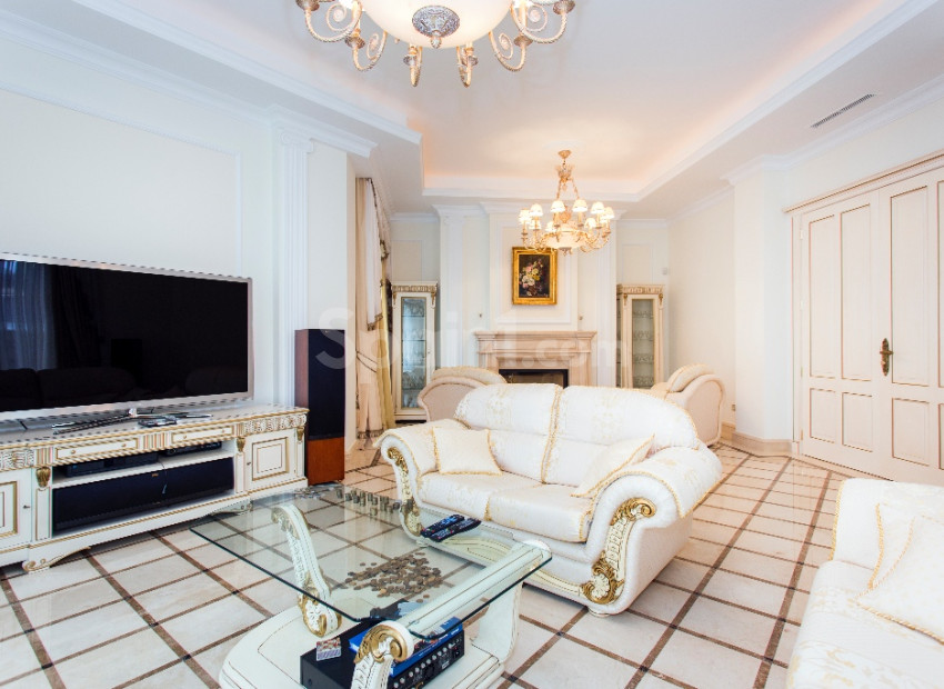 Bruktbolig - Villa -
Cabo Roig