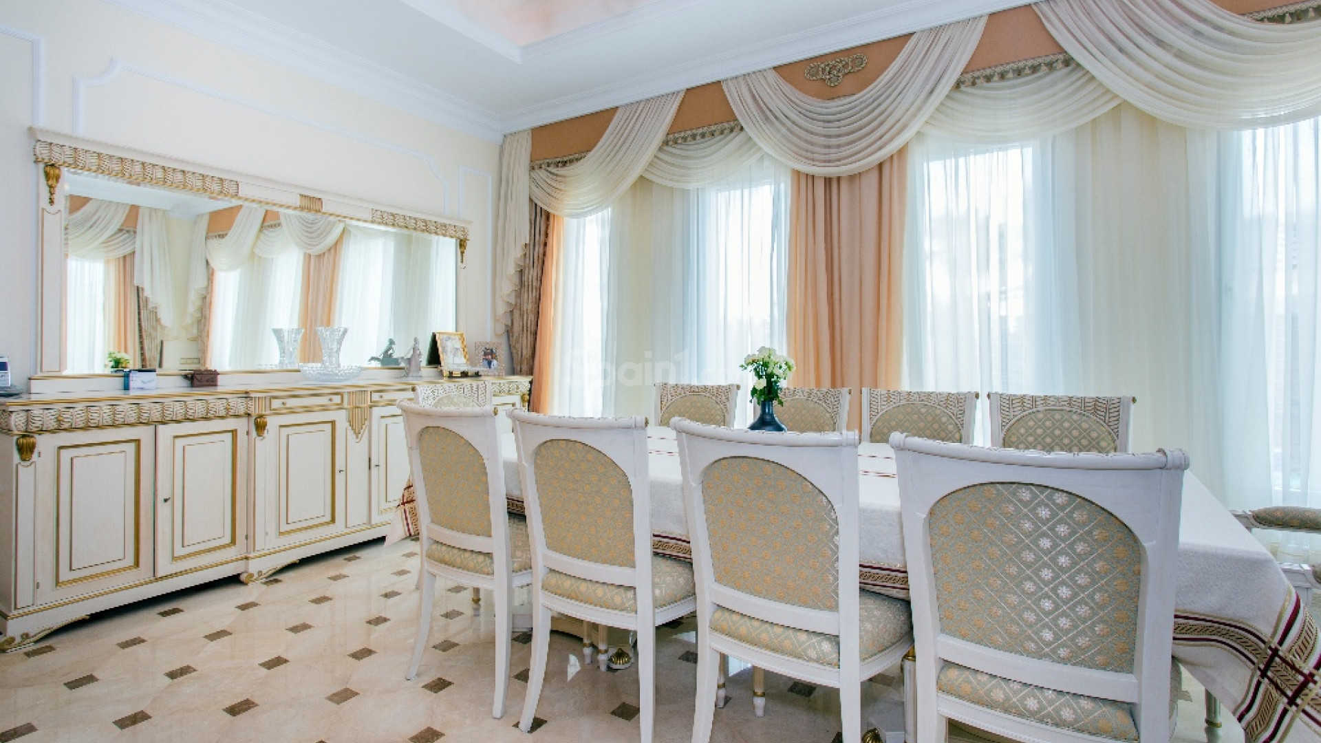 Bruktbolig - Villa -
Cabo Roig