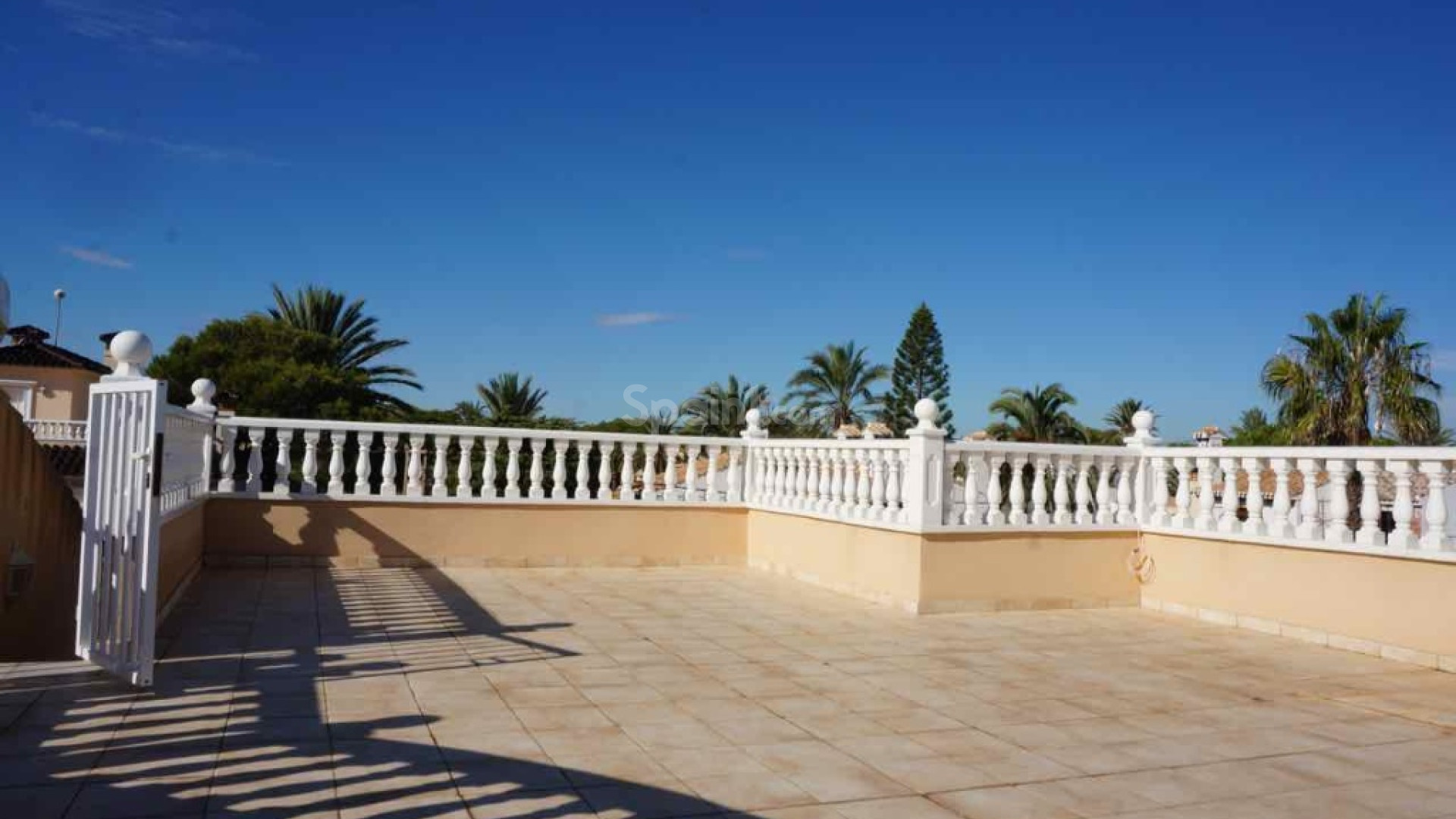 Bruktbolig - Villa -
Cabo Roig