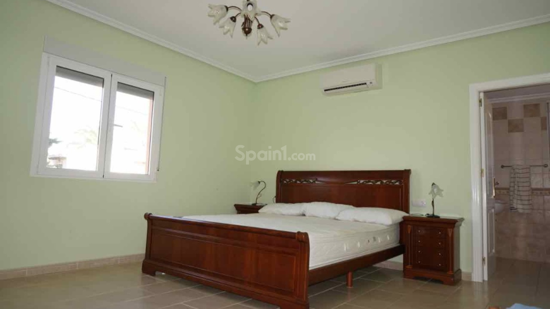 Bruktbolig - Villa -
Cabo Roig