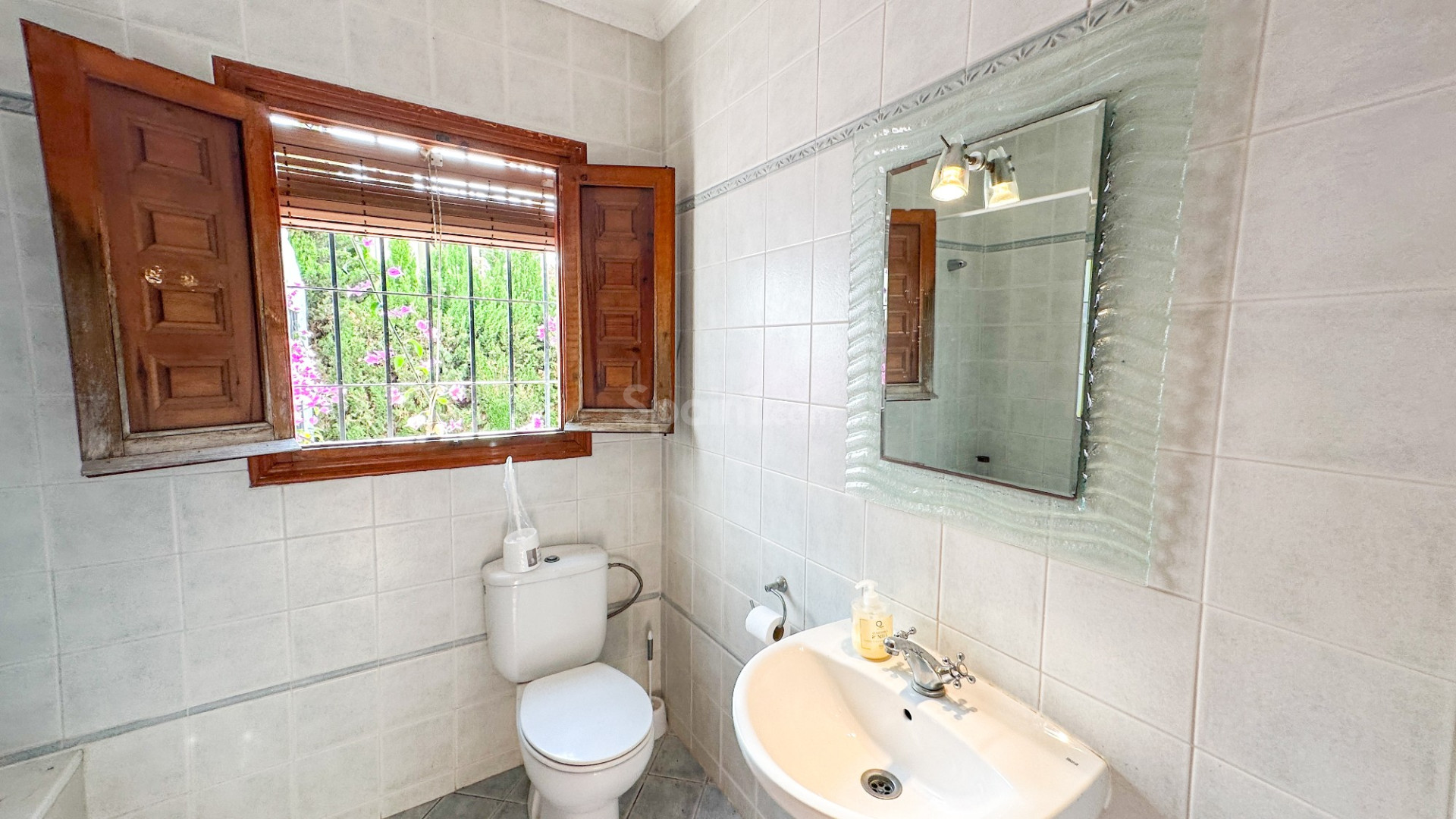 Bruktbolig - Villa -
Cabo Roig