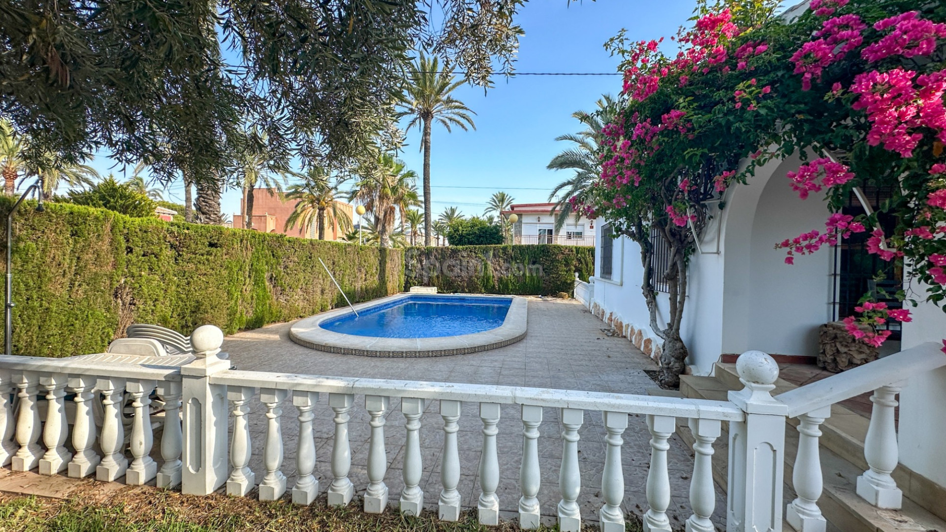 Bruktbolig - Villa -
Cabo Roig
