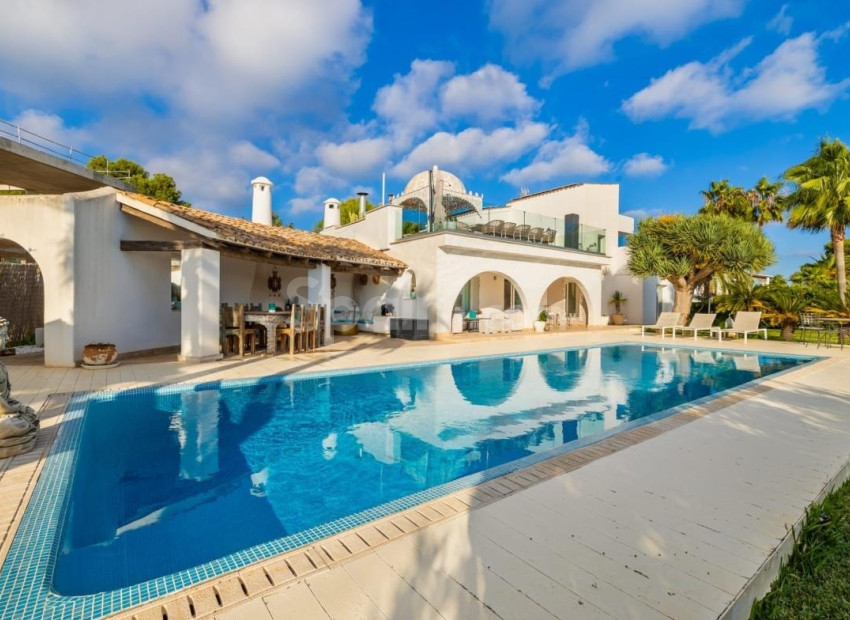 Bruktbolig - Villa -
Calviá - Mallorca