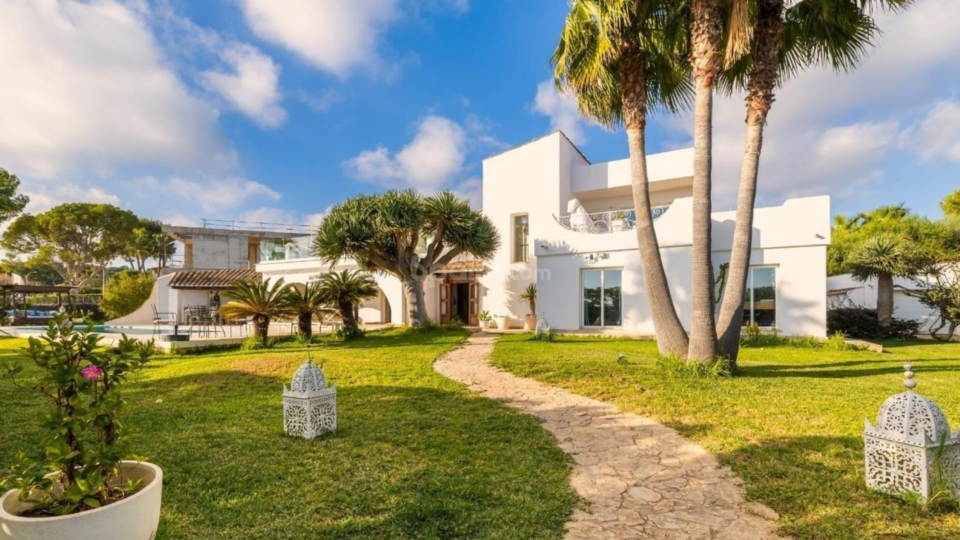 Bruktbolig - Villa -
Calviá - Mallorca