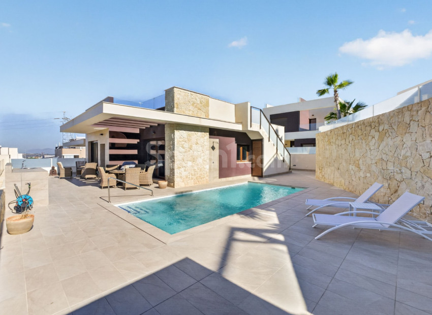 Bruktbolig - Villa -
Ciudad Quesada/Rojales - Alicante