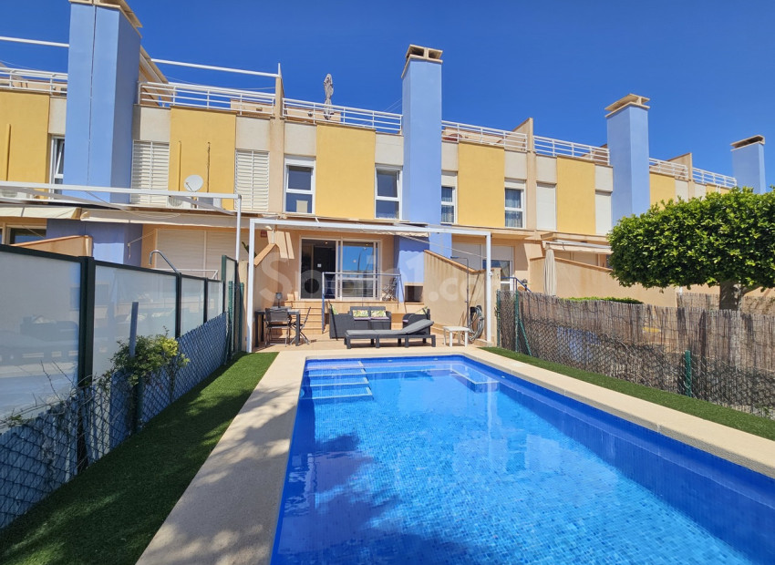 Bruktbolig - Villa -
Dehesa de Campoamor - Campoamor