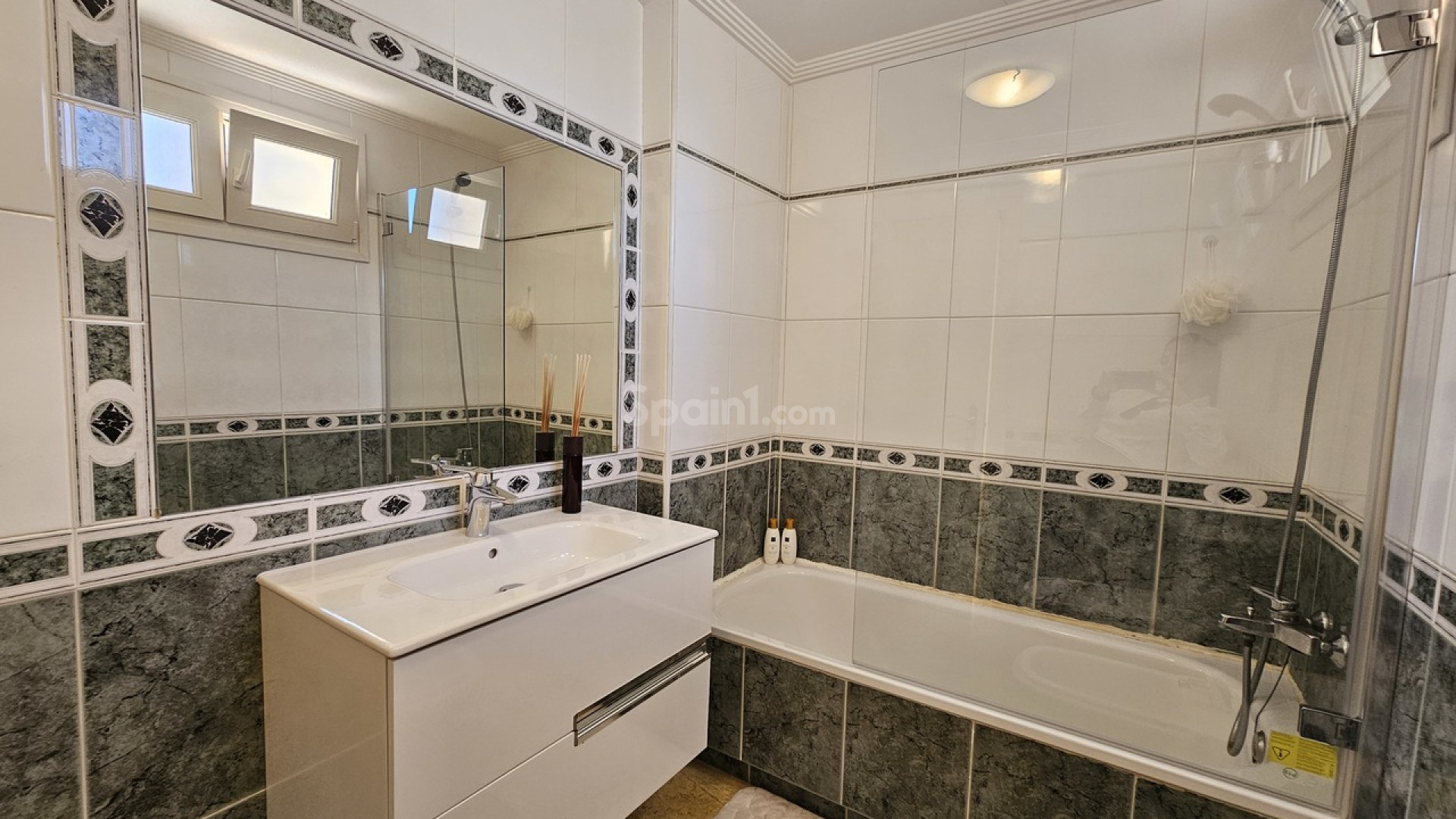 Bruktbolig - Villa -
Dehesa de Campoamor - Campoamor
