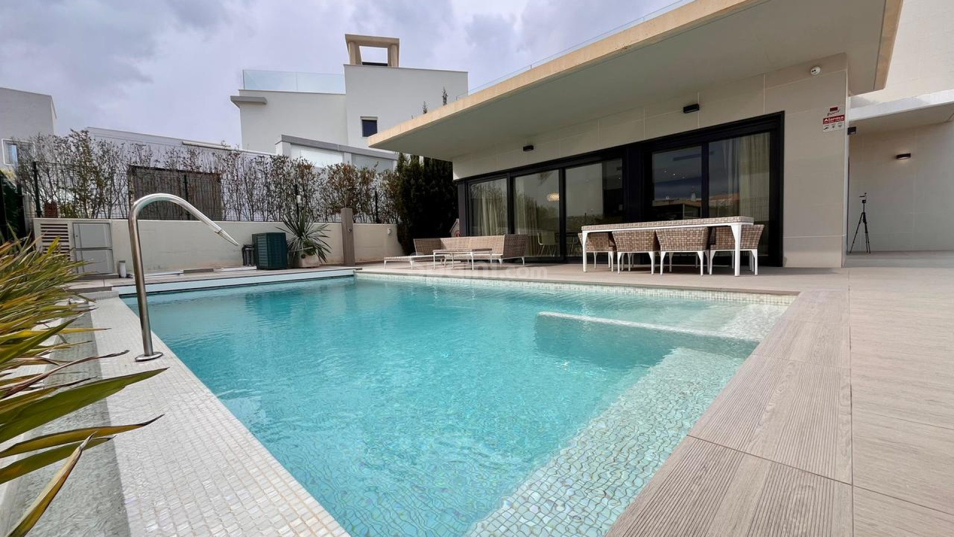 Bruktbolig - Villa -
Dehesa de Campoamor - Campoamor