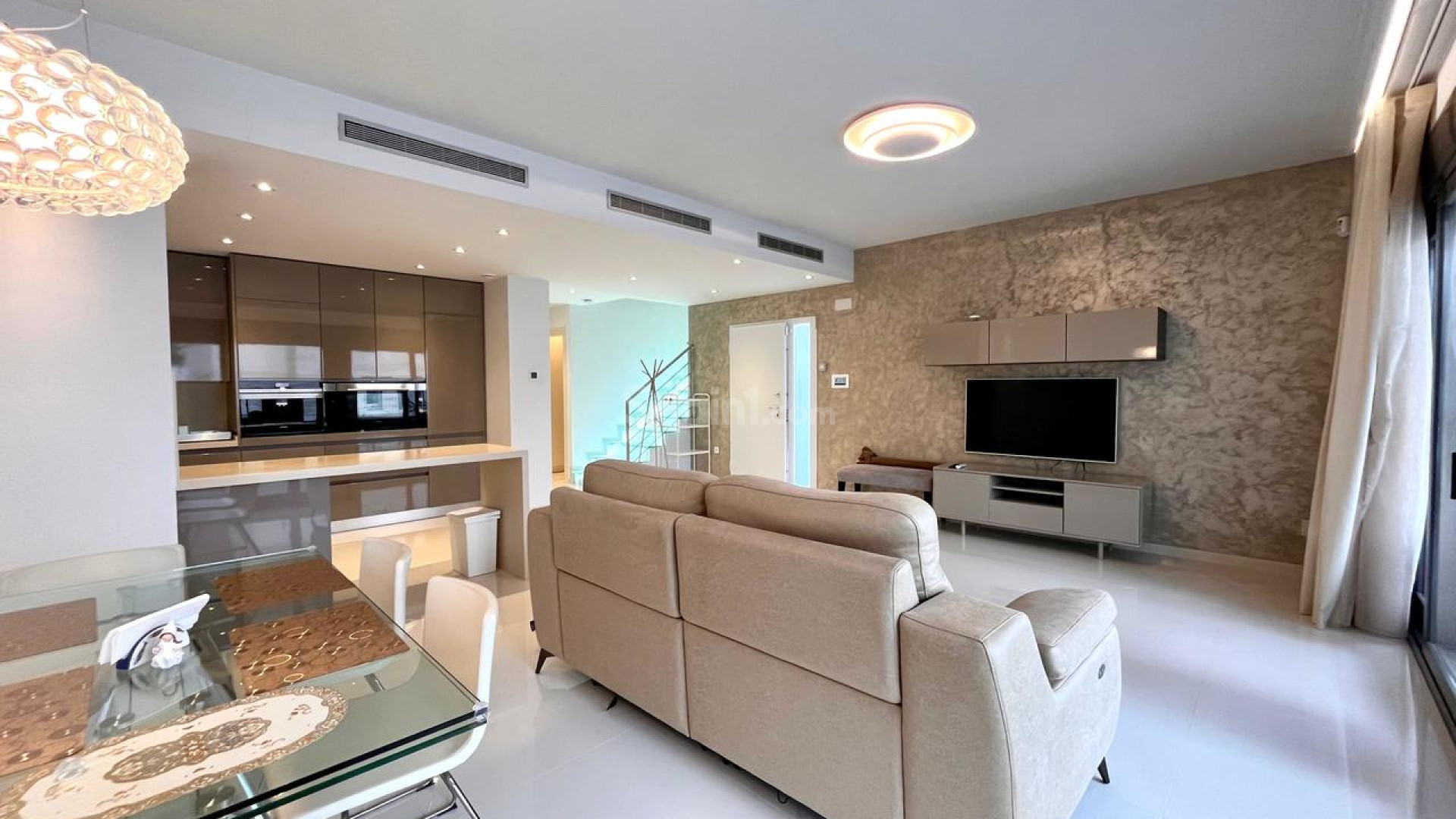 Bruktbolig - Villa -
Dehesa de Campoamor - Campoamor