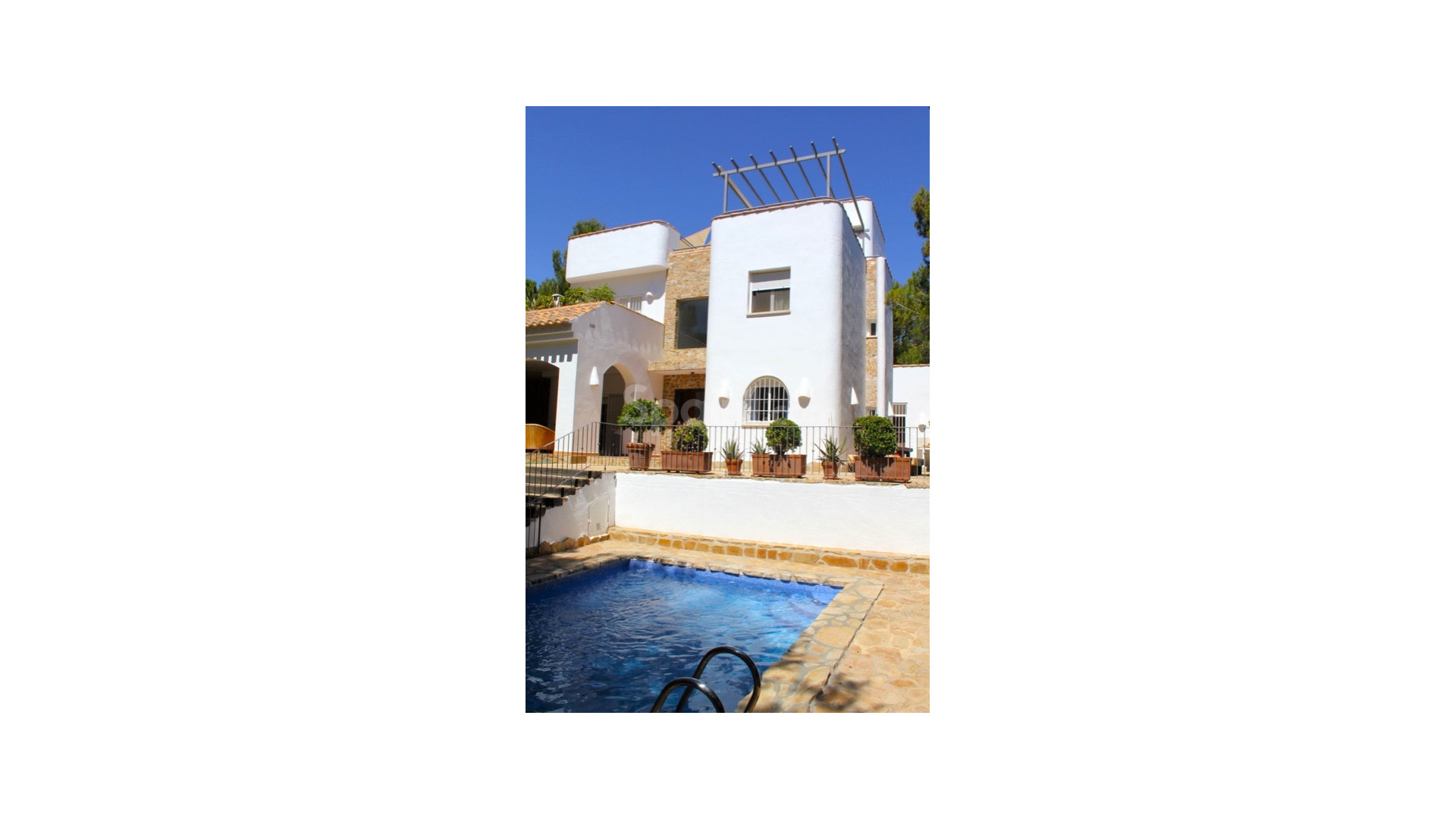 Bruktbolig - Villa -
Dehesa de Campoamor - Campoamor