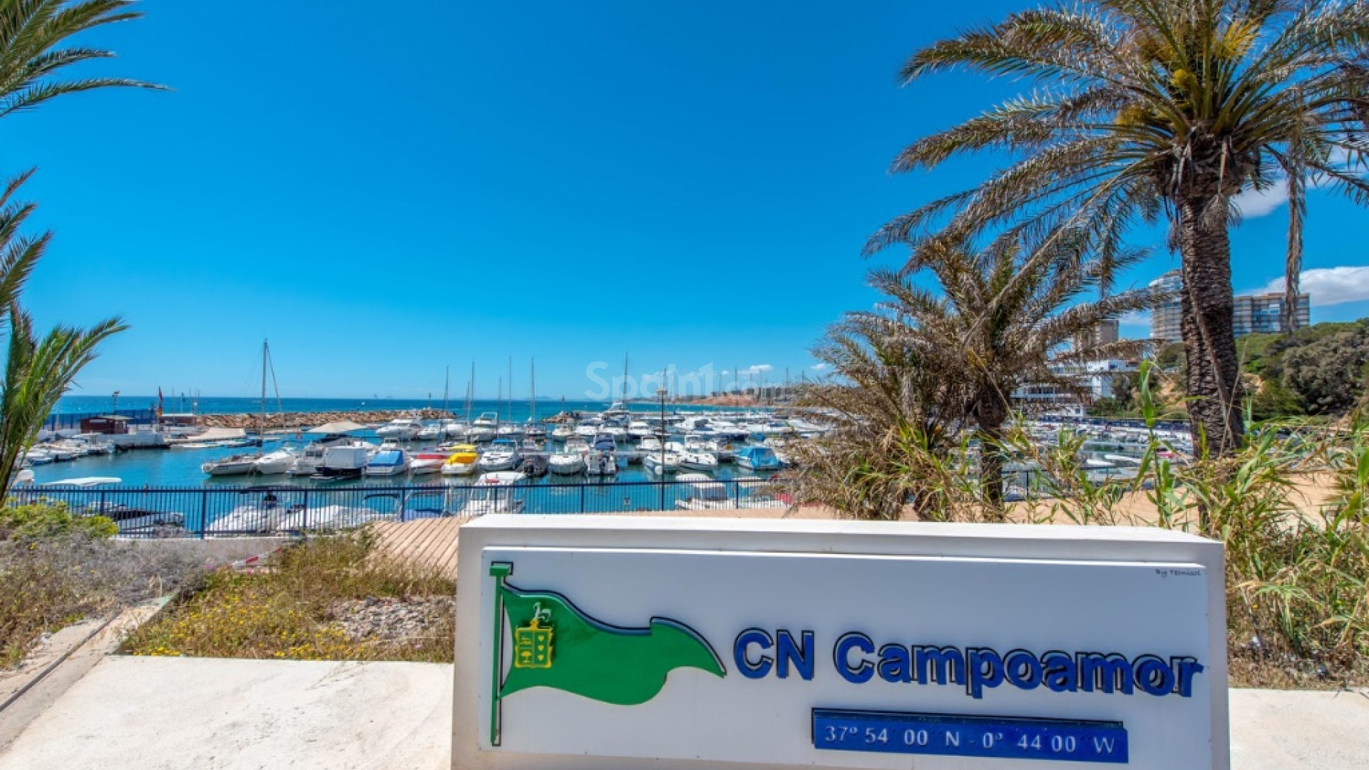 Bruktbolig - Villa -
Dehesa de Campoamor - Campoamor