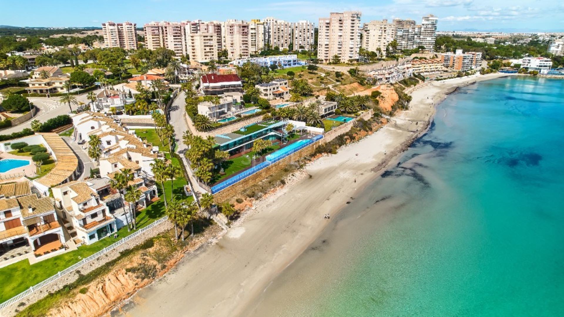 Bruktbolig - Villa -
Dehesa de Campoamor - Campoamor