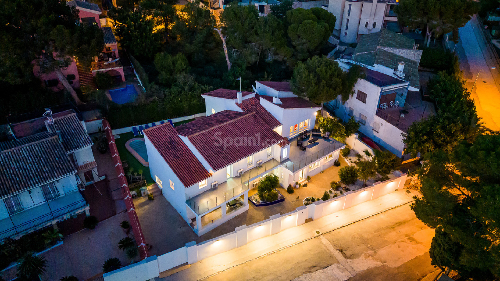 Bruktbolig - Villa -
Dehesa de Campoamor - Campoamor