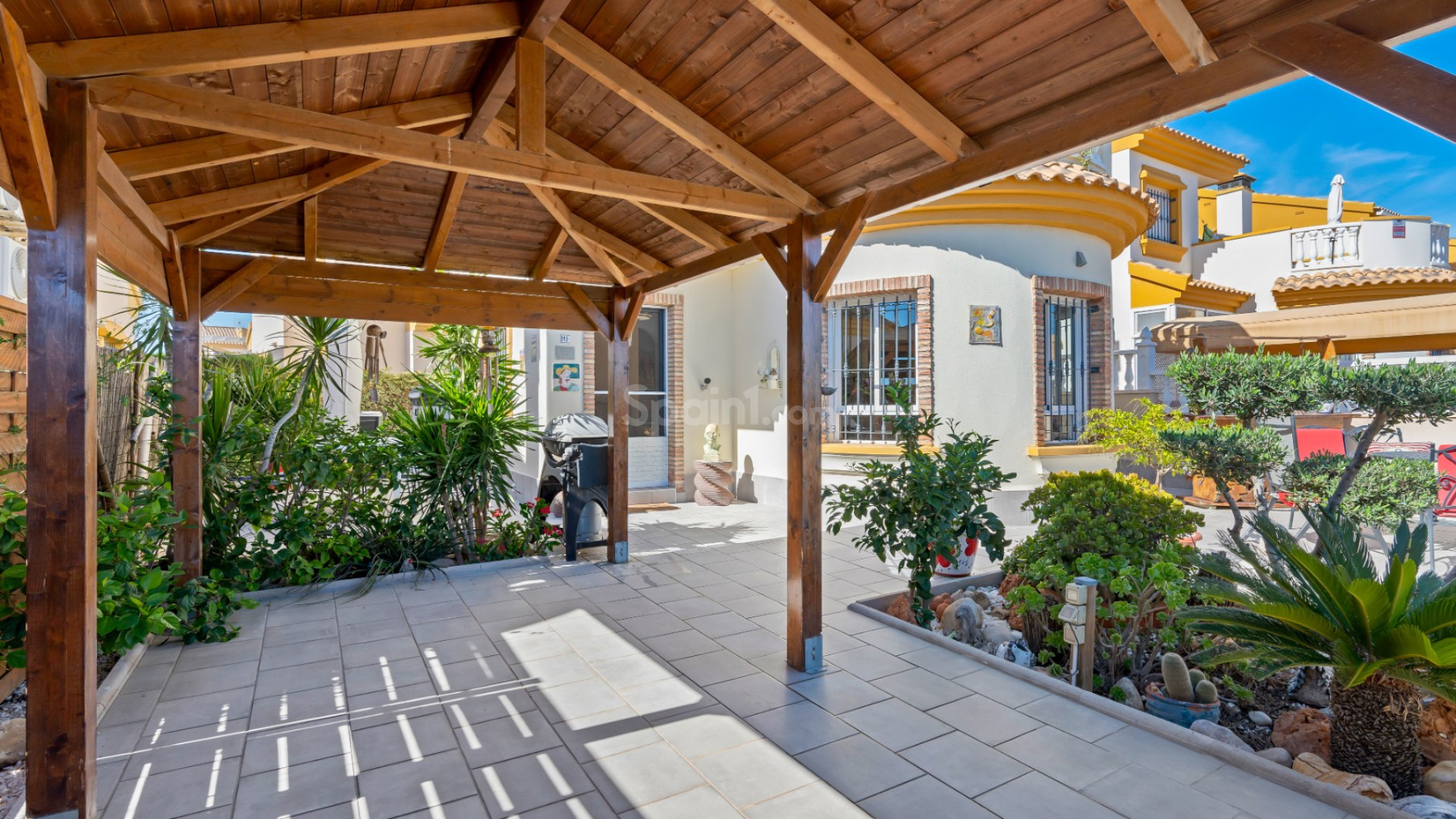 Bruktbolig - Villa -
El Raso