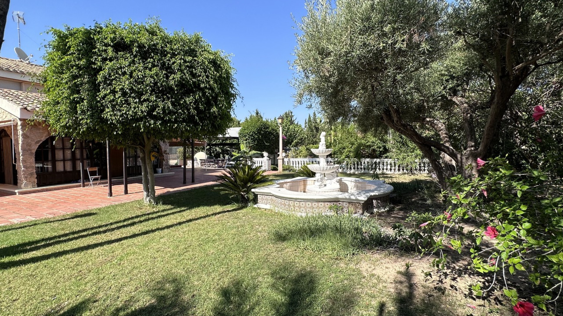 Bruktbolig - Villa -
Elche